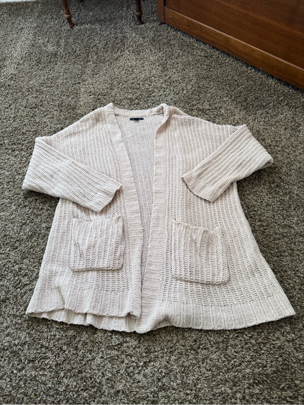 American Eagle Outfitters Open-Front Chunky Cardigan in Light Cream